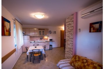 Pensiune familială Lopar 10